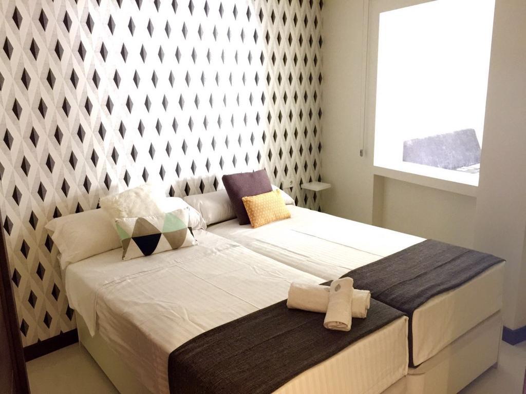 Roisa Suites Madrid Exterior photo