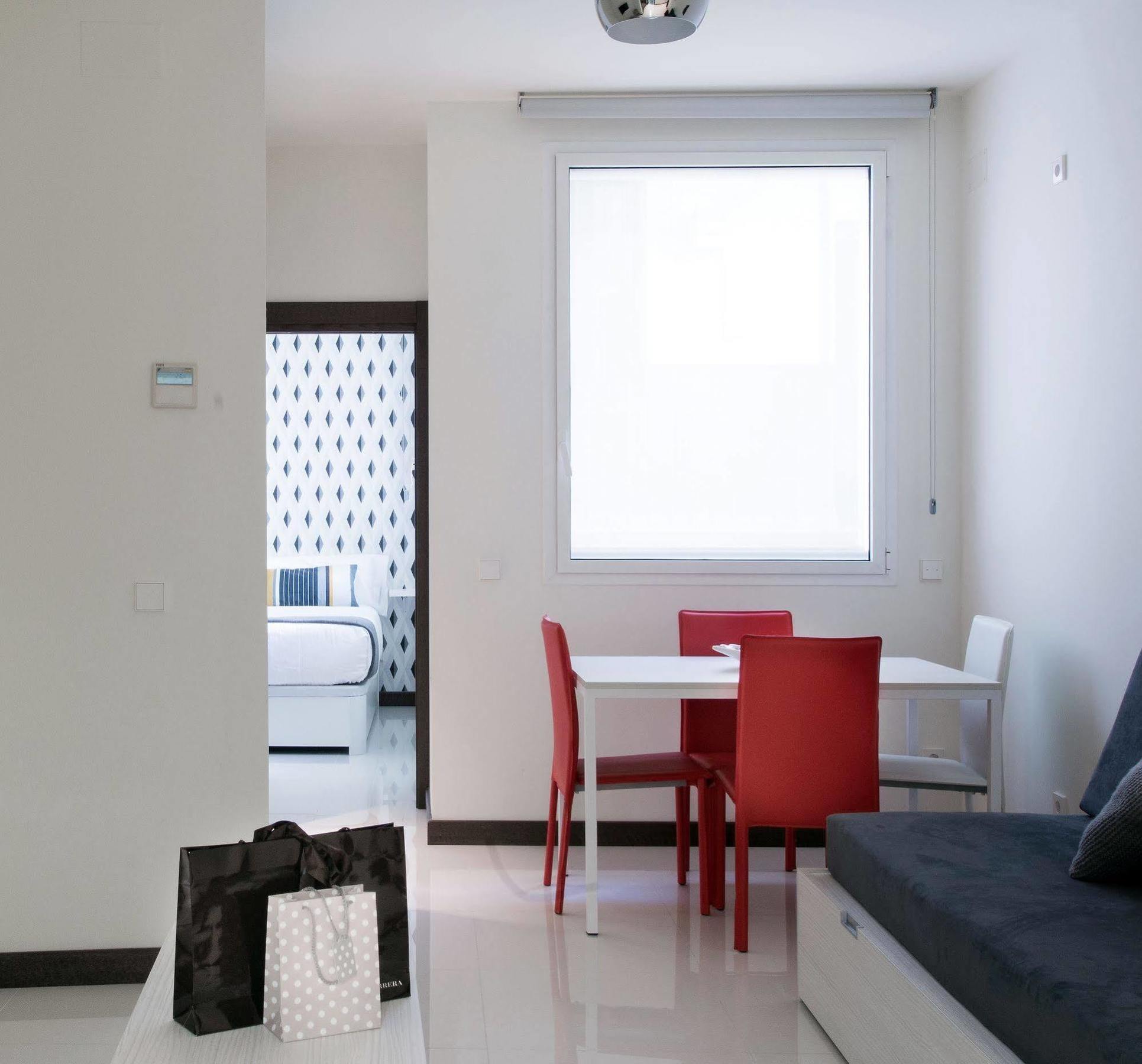 Roisa Suites Madrid Exterior photo