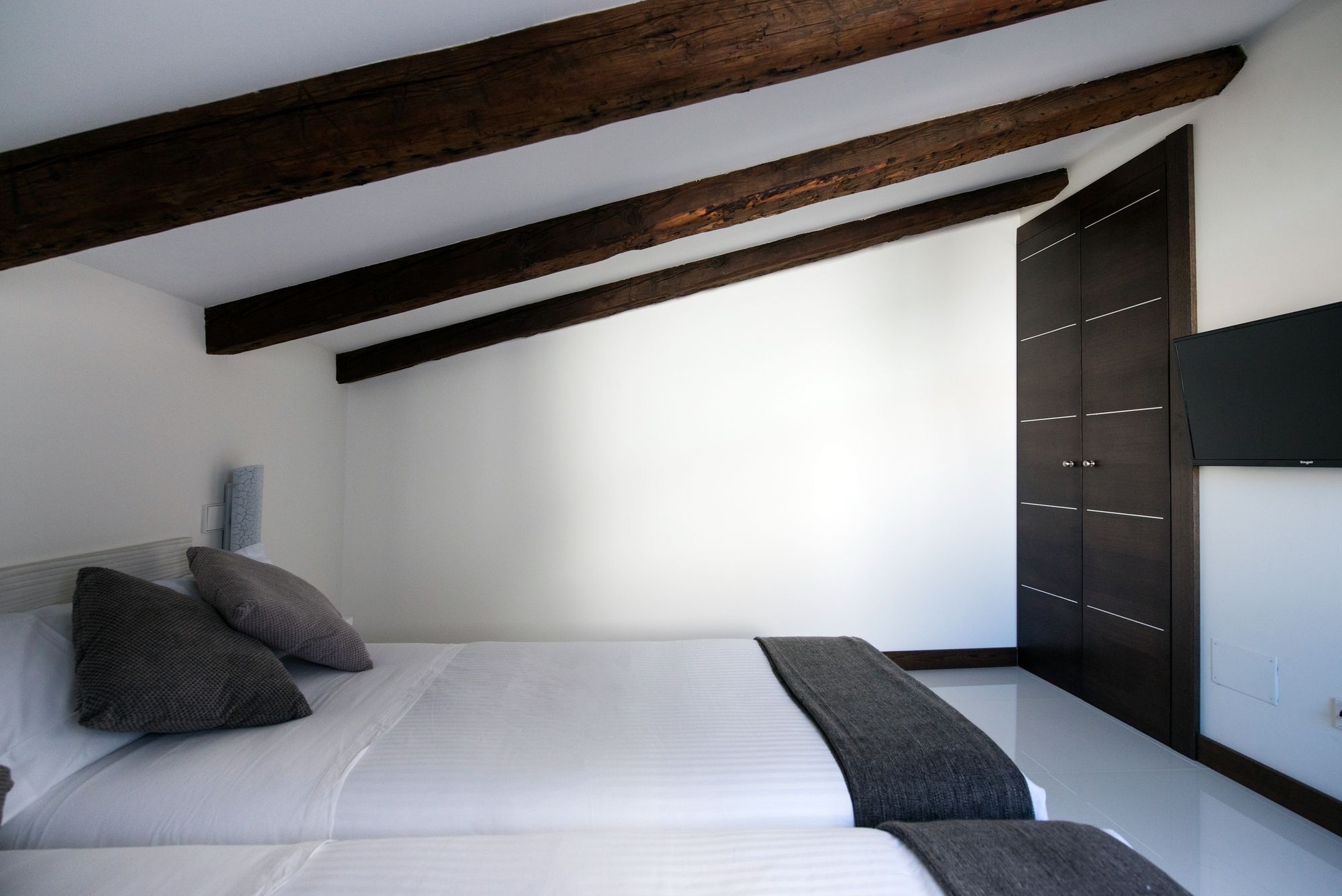 Roisa Suites Madrid Exterior photo