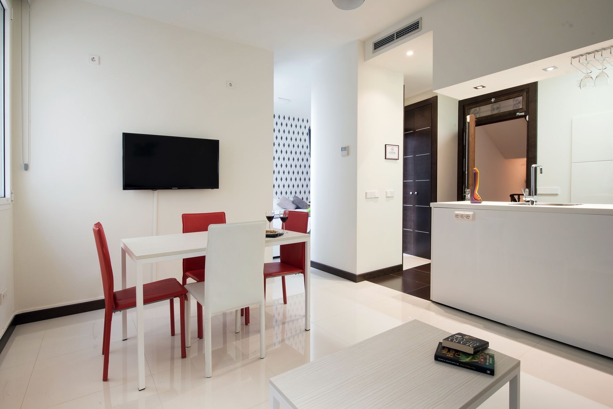Roisa Suites Madrid Exterior photo